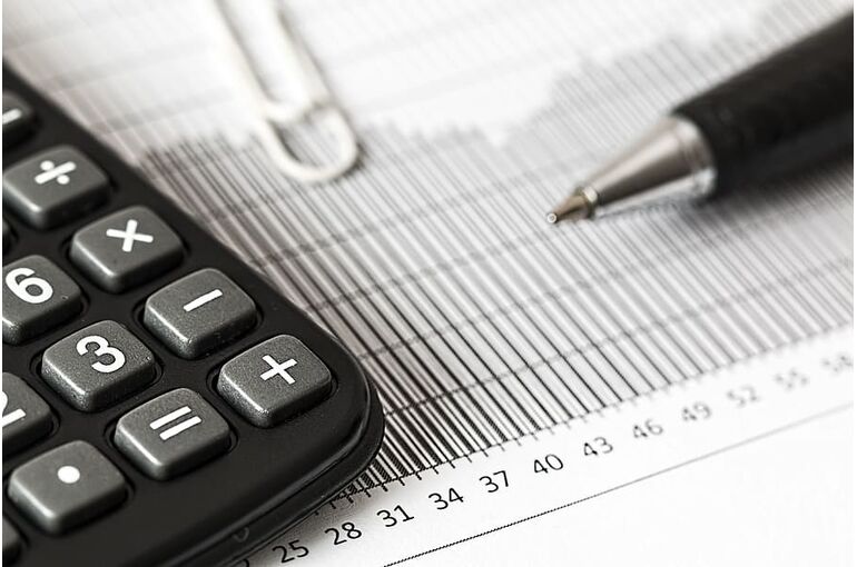 accounting-analytics-balance-black-and-white