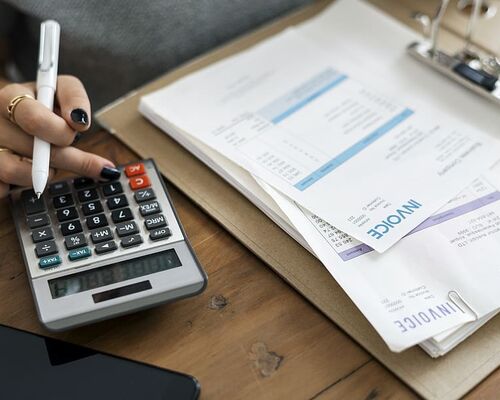 accountant-accounting-admin-alone